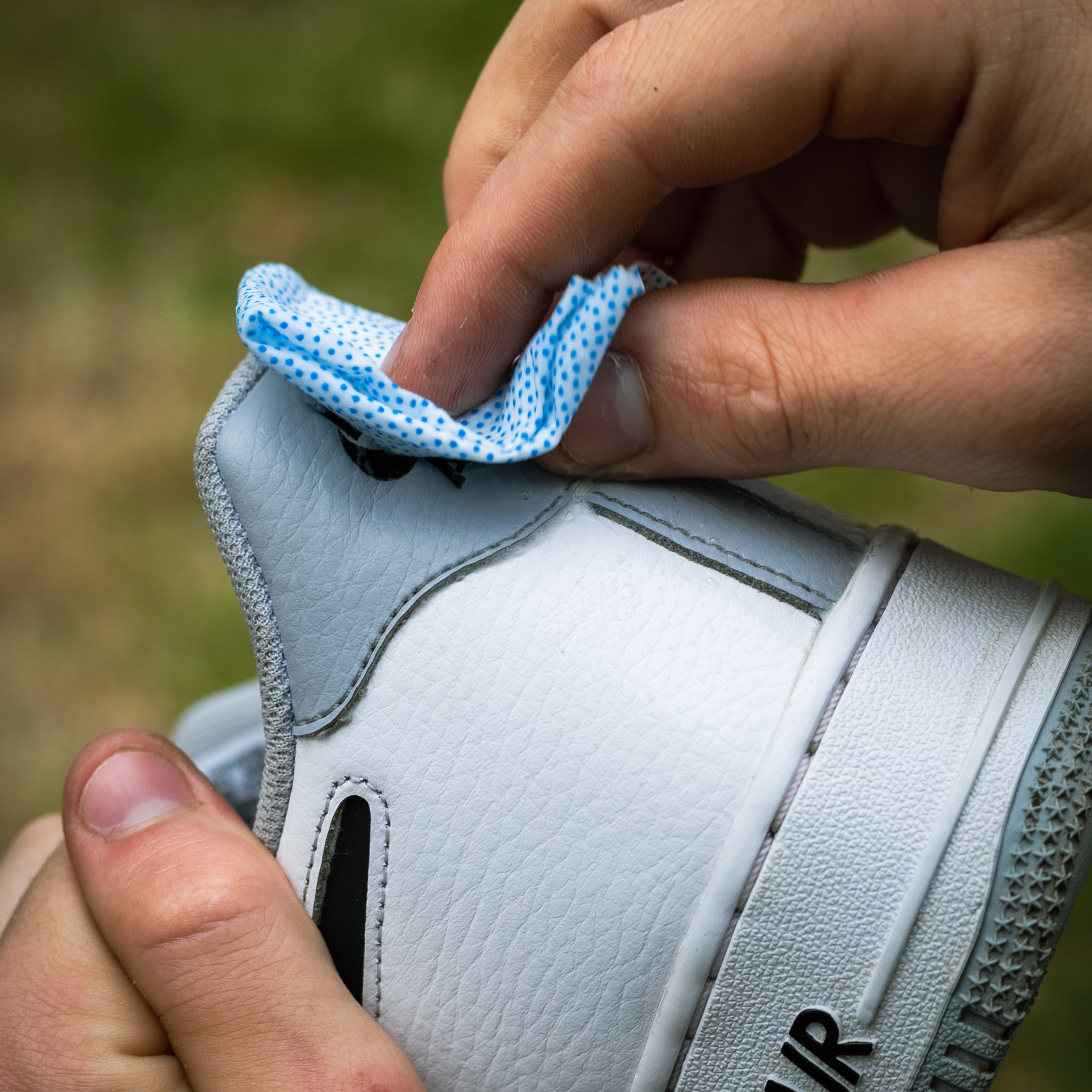 Squeaky Clean Wipes - Premium Shoe Cleaning Wipes