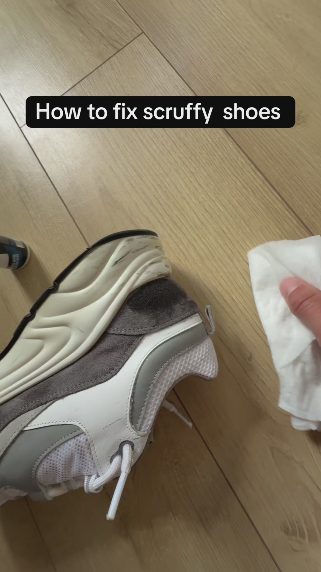 Max White - Premium Shoe Whitener